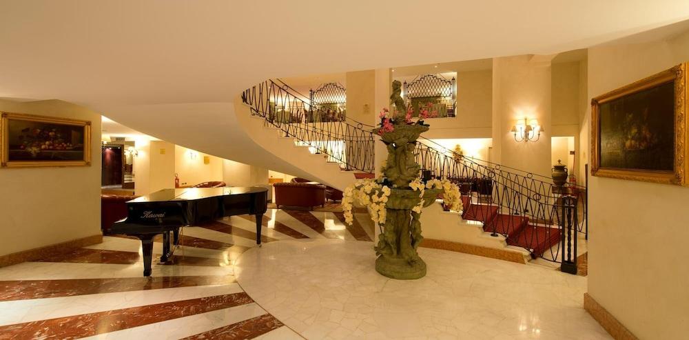 Grand Hotel Barone Di Sassj Sesto San Giovanni Exterior foto